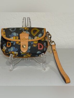 Vintage Dooney & Bourke Bumble Bee Wristlet